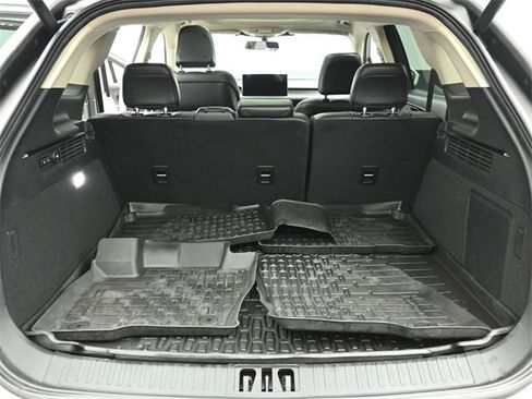 Certified 2023 Lincoln Nautilus Reserve w/ Luxury Package image 24