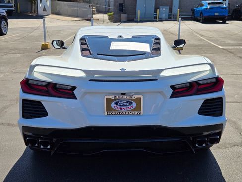 Used 2021 Chevrolet Corvette Stingray Preferred Cpe w/ Z51 Performance Package RWD image 5