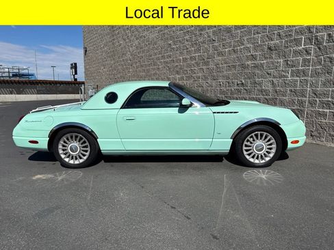 Used 2004 Ford Thunderbird RWD image 4