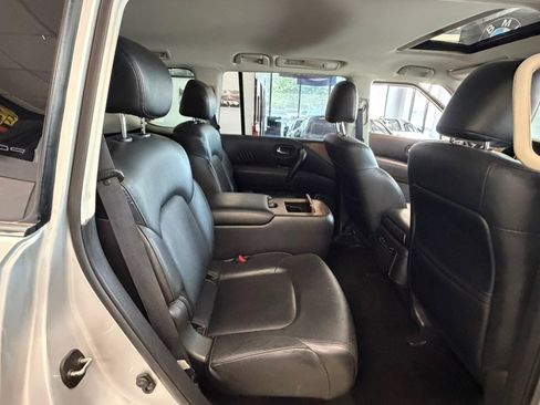 Used 2023 Nissan Armada SL w/ Captain's Chairs Package AWD/4WD image 39