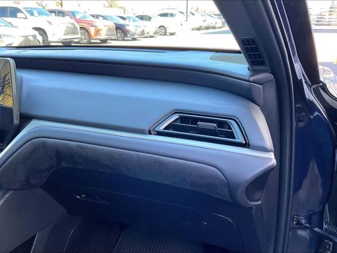 Used 2025 Lexus TX 500h F SPORT Premium image 18