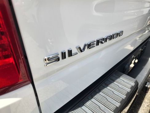 Used 2025 Chevrolet Silverado 1500 LT RWD image 6