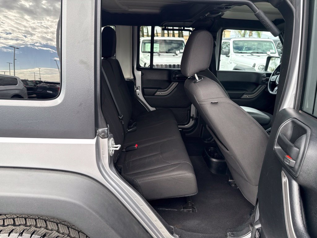 Used 2018 Jeep Wrangler Unlimited Sport S AWD/4WD image 26