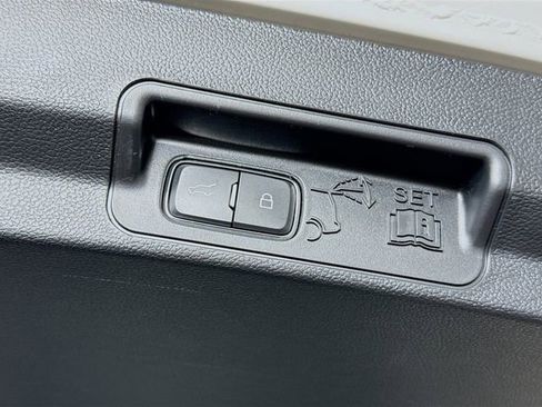 Certified 2023 Ford Explorer ST-Line w/ Class IV Trailer Tow Package image 37