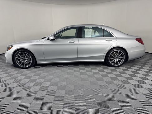 Used 2020 Mercedes-Benz S 560 4MATIC Sedan image 11