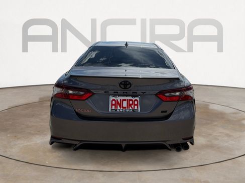 Used 2023 Toyota Camry SE FWD image 9