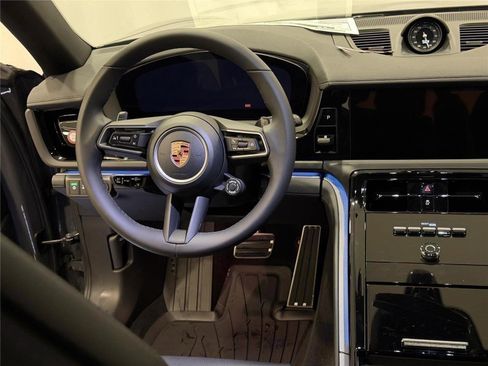 New 2026 Porsche Panamera 4 image 38