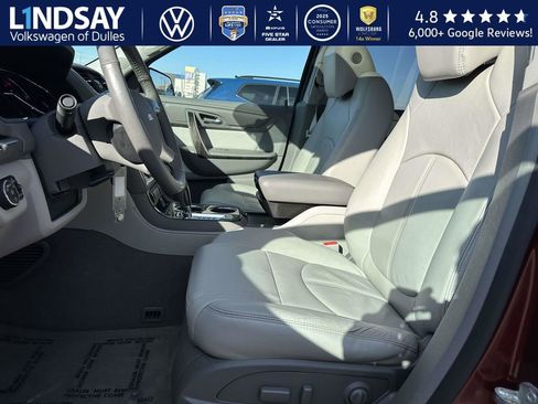 Used 2016 GMC Acadia SLT image 10