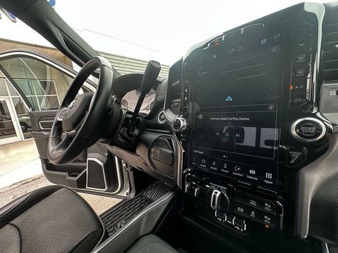 Used 2024 RAM 3500 Laramie w/ Sport Appearance Package AWD/4WD image 28