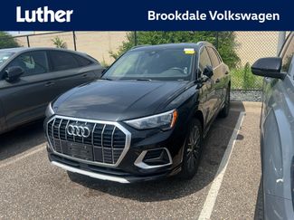 Used 2021 Audi Q3 2.0T Premium w/ Convenience Package AWD/4WD video 1