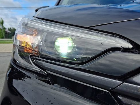 Used 2024 Subaru Legacy Limited AWD/4WD image 12
