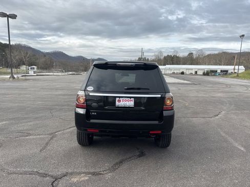 Used 2015 Land Rover LR2 AWD/4WD image 7
