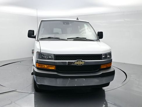 Used 2023 Chevrolet Express 3500 LT w/ LT Preferred Equipment Group RWD image 19