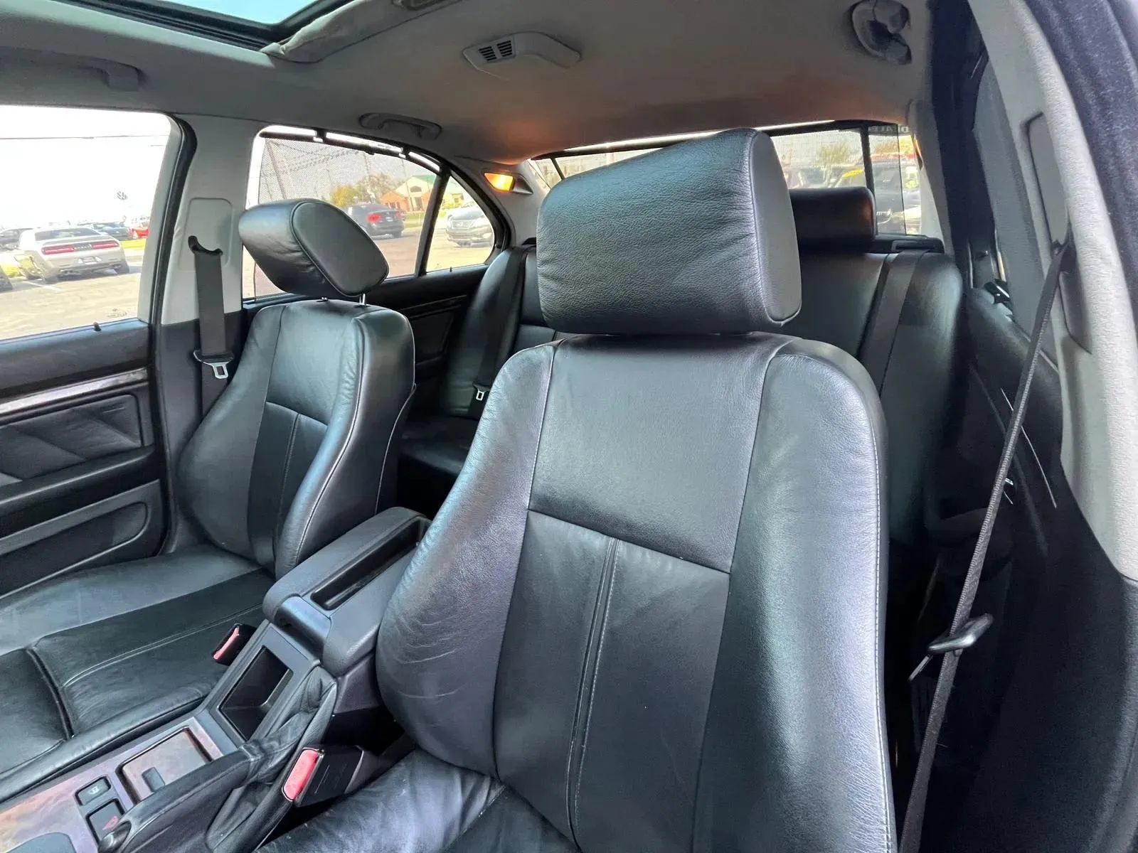 Used 2002 BMW 540i Sedan RWD image 25