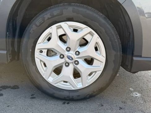 Used 2020 Subaru Forester w/ Alloy Wheel Package AWD/4WD image 10