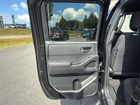 Used 2023 Nissan Frontier PRO-4X w/ Tow Package image 25