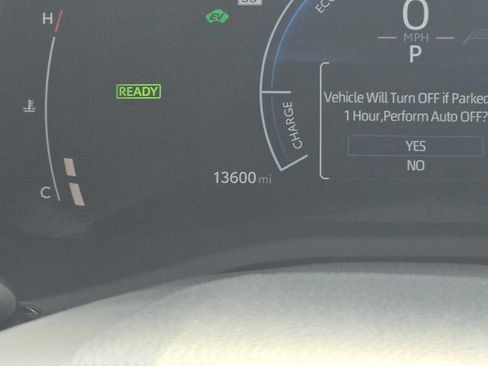 Used 2025 Toyota Camry LE FWD image 24