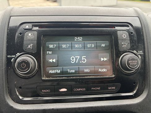 Used 2017 RAM ProMaster 1500 image 23