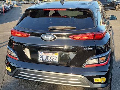 Certified 2023 Hyundai Kona SE image 19