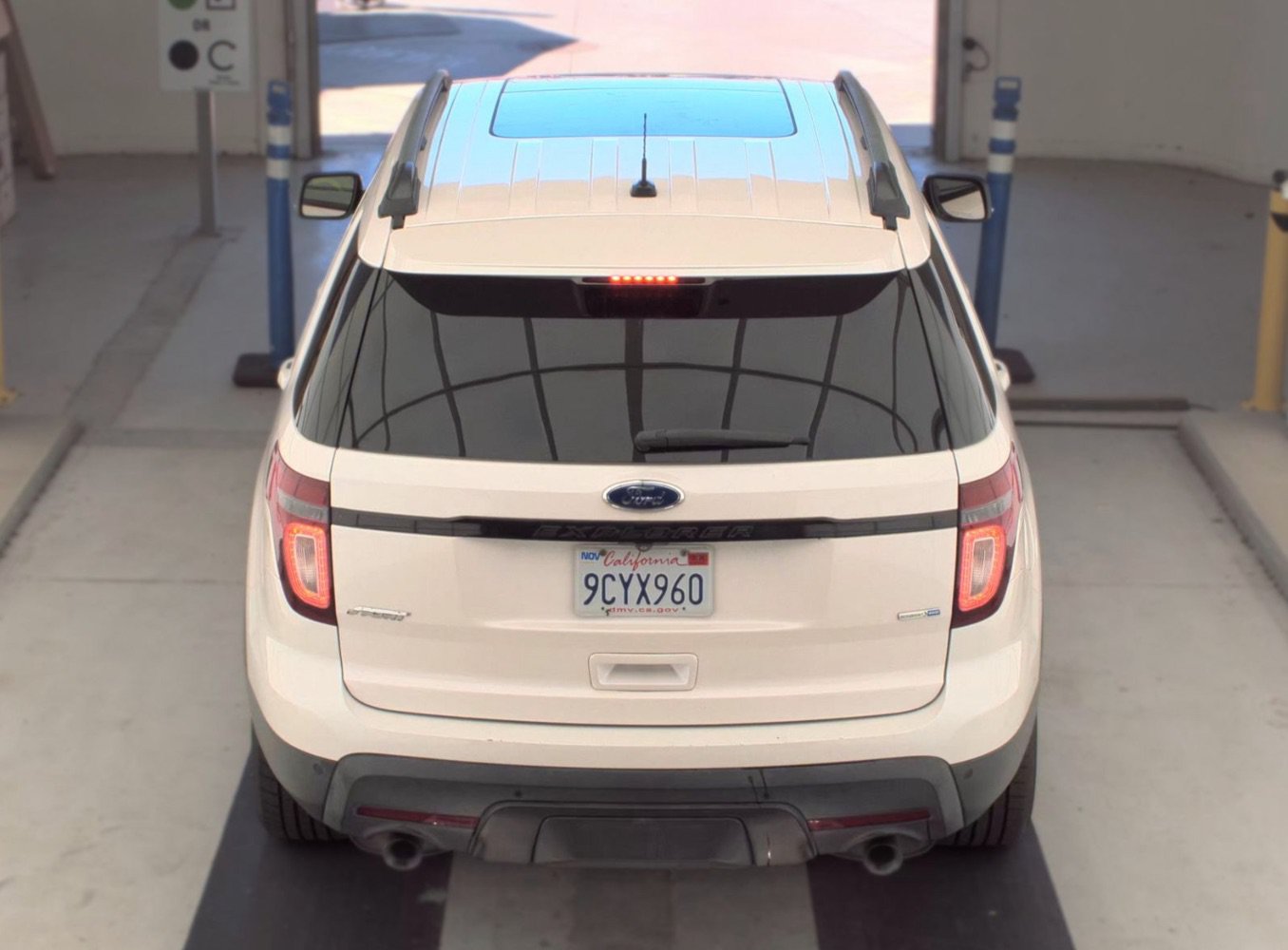 Used 2015 Ford Explorer Sport w/ Equipment Group 401A AWD/4WD image 5
