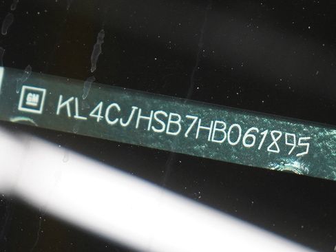 Used 2017 Buick Encore Premium w/ Experience Buick Package image 30