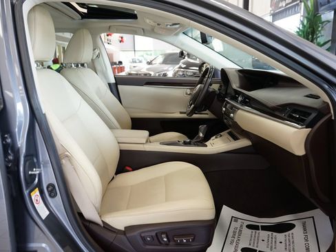 Used 2016 Lexus ES 350 FWD image 41