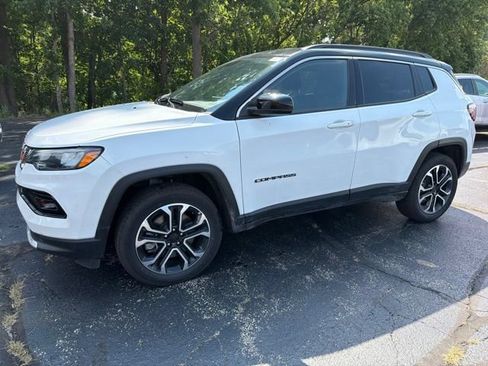 Used 2024 Jeep Compass Limited AWD/4WD image 7