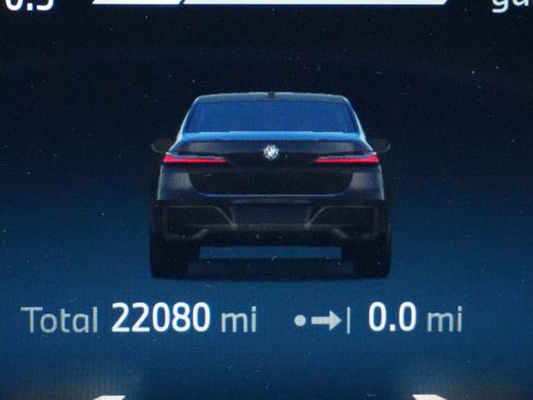 Certified 2023 BMW 760i xDrive 760i xDrive w/ Executive Package image 22