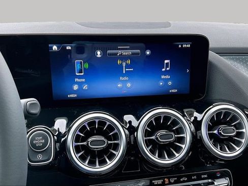 New 2026 Mercedes-Benz GLA 250 GLA 250 4MATIC SUV image 10