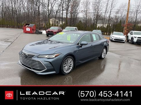 Used 2019 Toyota Avalon Limited w/ Advanced Safety Package image 1