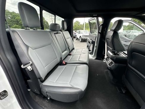 New 2025 Ford F150 Lightning Lariat image 26