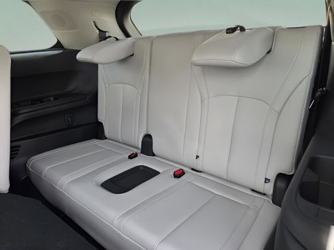 New 2026 INFINITI QX60 Luxe w/ Cargo Package FWD image 9