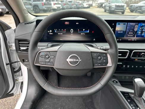 New 2026 Nissan Sentra SR w/ SR Premium Package FWD image 24