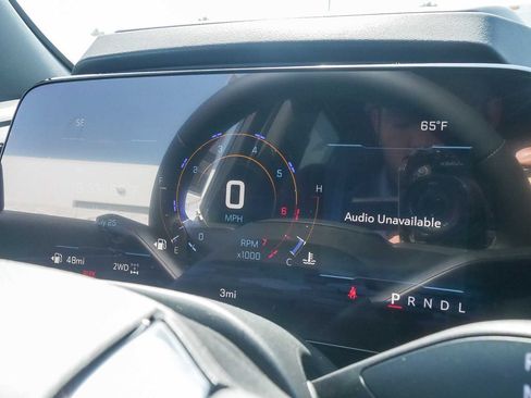 New 2026 Chevrolet Tahoe High Country w/ Sun And Tow Package AWD/4WD image 24