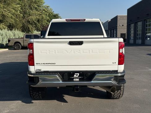 Used 2024 Chevrolet Silverado 2500 LT w/ Convenience Package AWD/4WD image 11