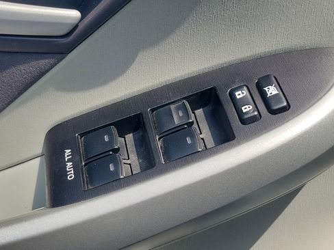 Used 2011 Toyota Prius Three w/ Navigation Pkg FWD image 14