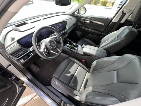 Used 2025 Buick Envision Preferred image 12