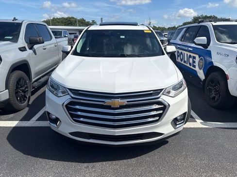 Used 2018 Chevrolet Traverse High Country AWD/4WD image 2