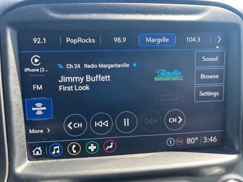 Used 2022 GMC Sierra 2500 AT4 w/ Snow Plow Prep/Camper Package image 14