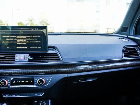 Used 2023 Audi SQ5 Premium Plus w/ Premium Plus Package image 19