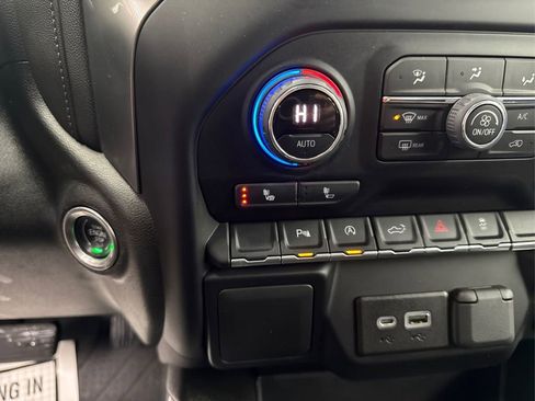 Used 2022 Chevrolet Silverado 1500 RST image 31