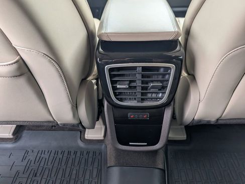 Used 2021 Lincoln Nautilus Reserve AWD/4WD image 19