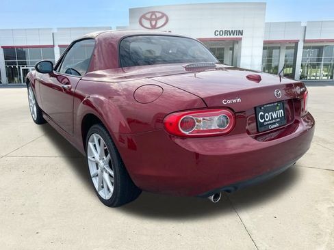 Used 2011 MAZDA MX-5 Miata Grand Touring w/ Premium Pkg RWD image 3