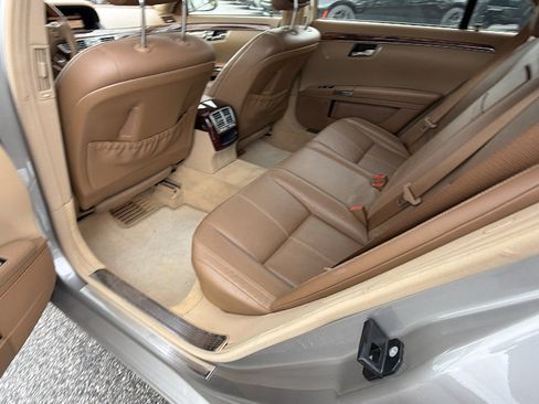 Used 2009 Mercedes-Benz S 550 4MATIC image 24