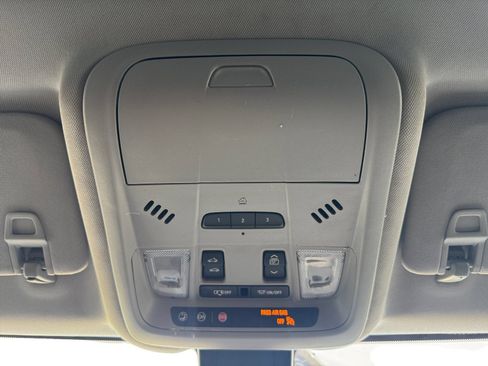 Used 2024 GMC Terrain AT4 w/ Tech Package AWD/4WD image 27