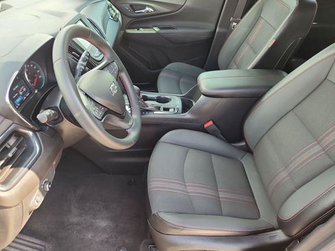 Used 2023 Chevrolet Equinox RS w/ LPO, Floor Liner Package FWD image 18