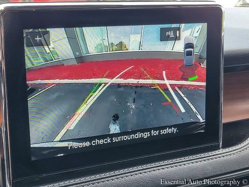 Used 2021 Lincoln Corsair Reserve w/ Sport Package image 17