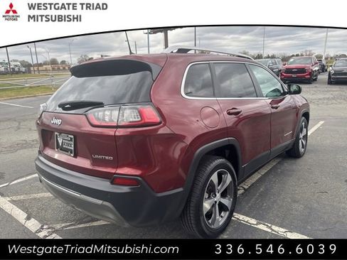 Used 2020 Jeep Cherokee Limited image 10