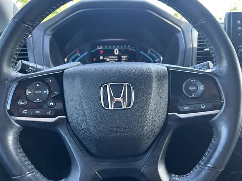 Used 2018 Honda Odyssey EX-L image 17