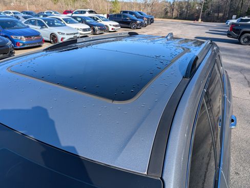 Used 2024 GMC Acadia Denali w/ Super Cruise Package image 14